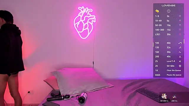 Santti  online show from 11-10-25, 10:09