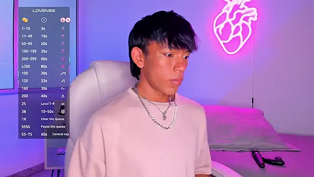 Santti  online show from 11-13-25, 10:19