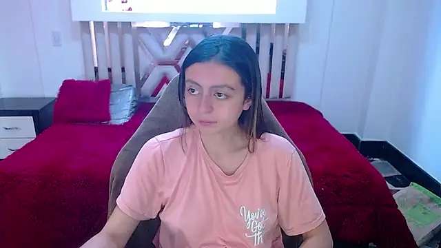 lala clark online show from 10-17-25, 01:03