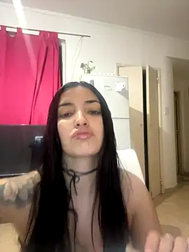 Snapshot of KarenG2025 chatting on 11-07-25, 02:11 KarenG2025 online show from 11-07-25, 02:11