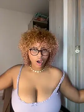 niki wild18 online show from 10-05-25, 09:45