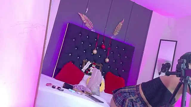 Kataaleya  12 online show from 12-03-25, 12:03