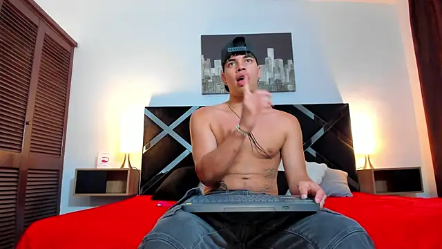 Snapshot of iammariano chatting on 03-31-26, 02:57 iammariano online show from 03-31-26, 02:57