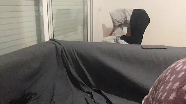 paula19800 online show from 11-06-25, 09:37