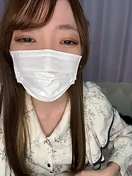 Snapshot of Moe_v_v chatting on 11-08-25, 06:35 Moe v v online show from 11-08-25, 06:35