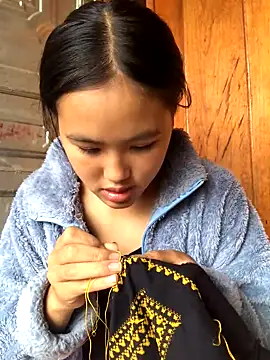 Mai lovely online show from 10-28-25, 01:53