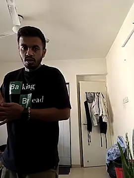 Snapshot of SilentTerr chatting on 12-18-25, 09:15 SilentTerr online show from 12-18-25, 09:15