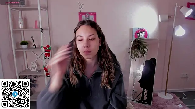 Al1ice Moures online show from 01-13-26, 01:55