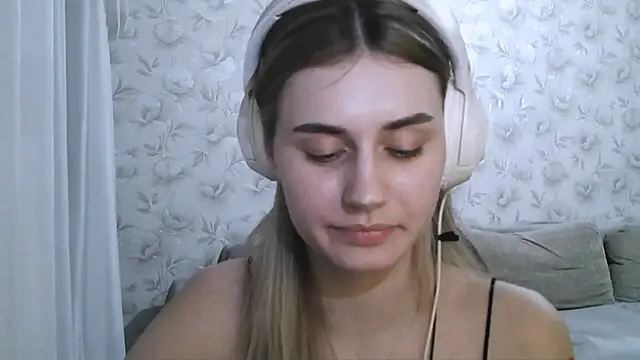 JerrieLoosle online show from 10-02-25, 04:36