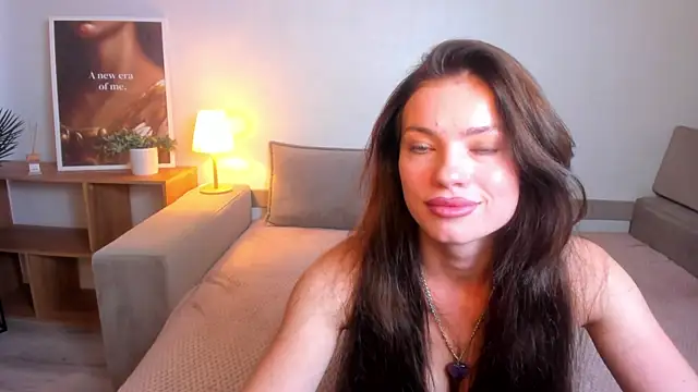 Snapshot of EmmaLuckyy chatting on 09-25-25, 09:02 EmmaLuckyy online show from 09-25-25, 09:02