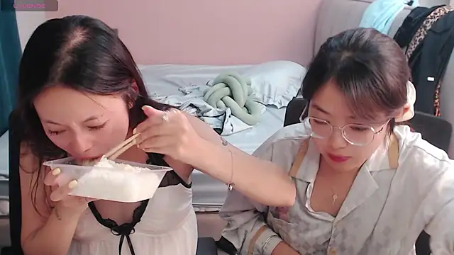 redrose520 online show from 10-10-25, 12:04