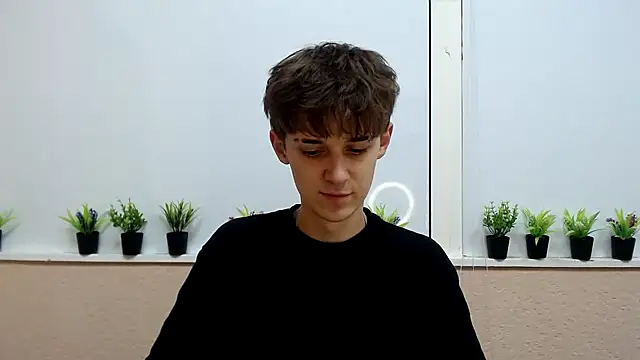 Hoot Dude  online show from 10-18-25, 01:34