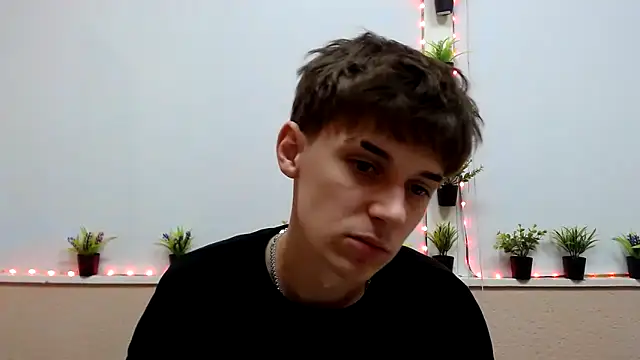 Hoot Dude  online show from 10-27-25, 02:21