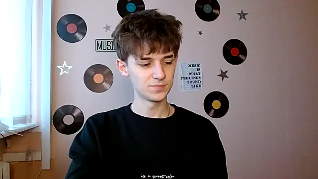 Hoot Dude  online show from 11-11-25, 01:44