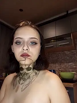 kisette online show from 09-29-25, 05:40