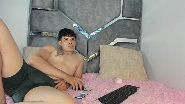 Cream Jock online show from 11-15-25, 01:47