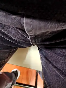 Gigolo31per31 online show from 11-04-25, 04:50