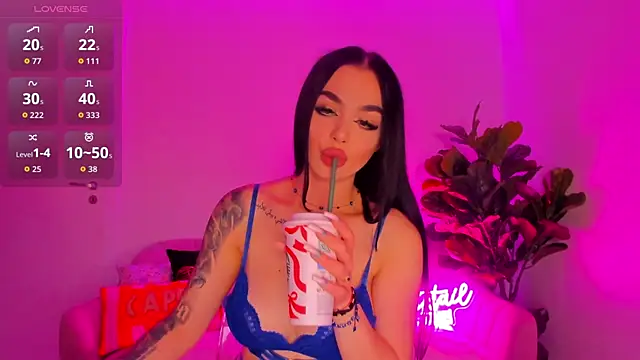 TiaBelle online show from 11-05-25, 05:24