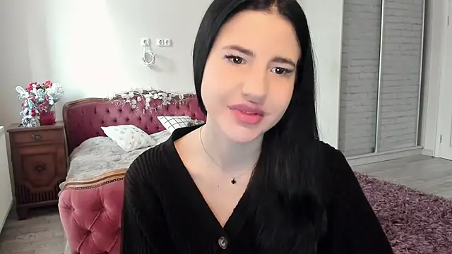 Malibu J online show from 12-17-25, 07:03