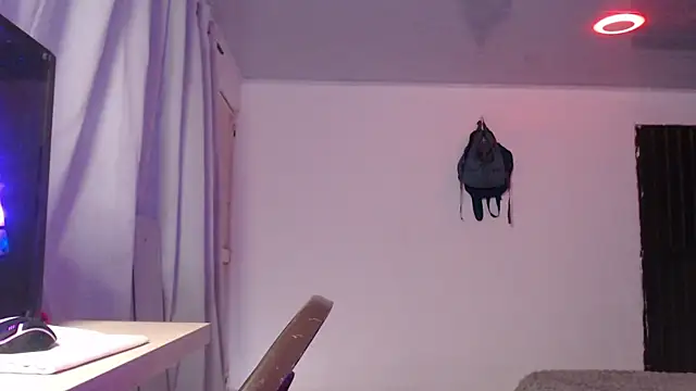 LittleCheerry69 online show from 10-31-25, 07:48