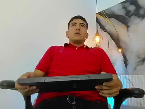 SamuelAmour online show from 10-06-25, 07:44