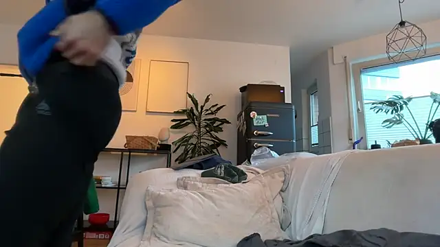 Passion-Frucht online show from 10-27-25, 03:38