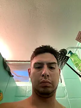 Snapshot of juanjR11 chatting on 10-09-25, 09:24 juanjR11 online show from 10-09-25, 09:24