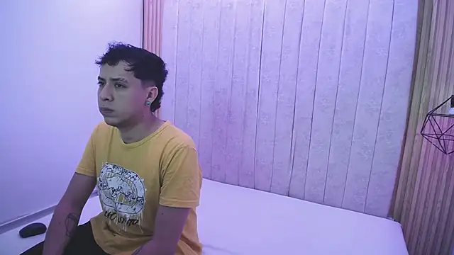 jakeyariana online show from 11-18-25, 08:24