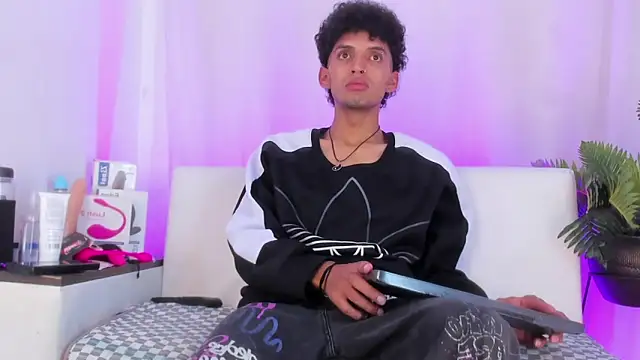 josesweet  online show from 11-17-25, 07:03