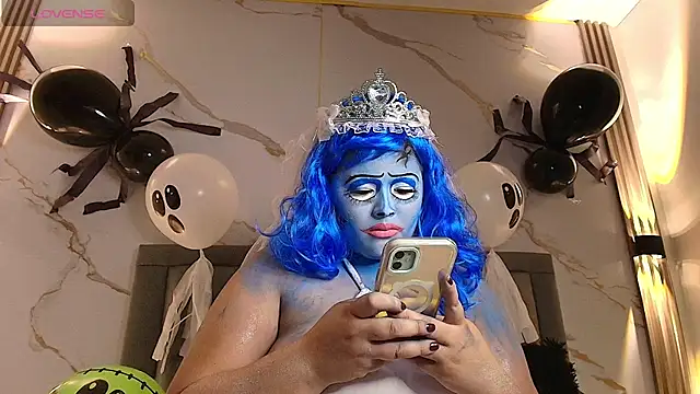 Snapshot of Nina_Rouge7 chatting on 10-31-25, 08:32 Nina Rouge7 online show from 10-31-25, 08:32