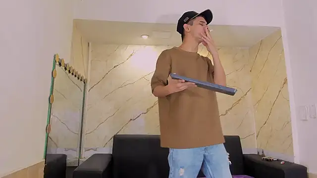 liam coleman25 online show from 01-09-26, 04:48