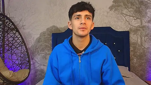 Snapshot of Axel_Draven chatting on 10-28-25, 11:36 Axel Draven online show from 10-28-25, 11:36