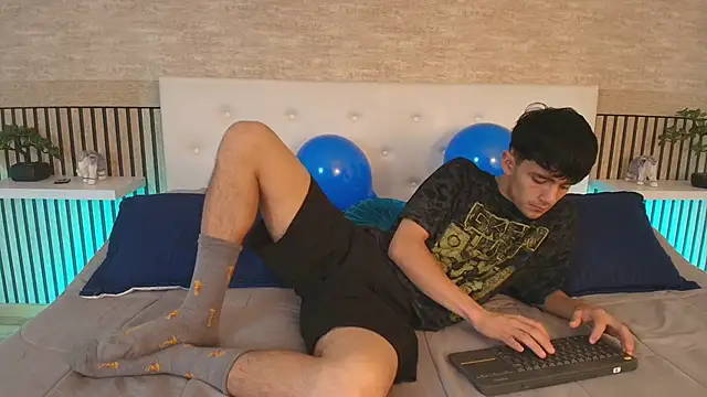 Snapshot of Axel_Draven chatting on 11-07-25, 11:32 Axel Draven online show from 11-07-25, 11:32