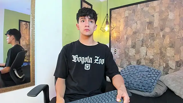 Snapshot of Axel_Draven chatting on 11-15-25, 11:18 Axel Draven online show from 11-15-25, 11:18