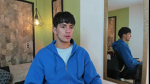 Snapshot of Axel_Draven chatting on 11-19-25, 11:21 Axel Draven online show from 11-19-25, 11:21