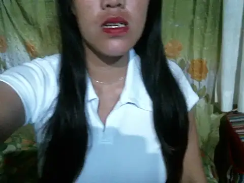 Snapshot of Ligaya_9721 chatting on 10-15-25, 01:00 Ligaya 9721 online show from 10-15-25, 01:00
