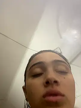 Snapshot of Atenea_miler chatting on 09-29-25, 06:35 Atenea miler online show from 09-29-25, 06:35