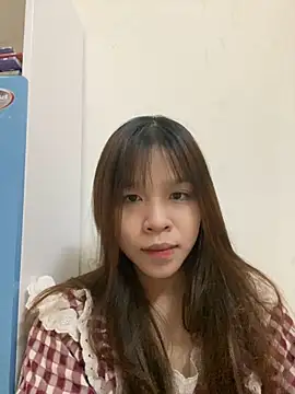 Hanaa07  online show from 10-15-25, 12:33