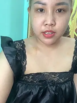 Snapshot of CandyGild039 chatting on 09-26-25, 02:04 CandyGild039 online show from 09-26-25, 02:04