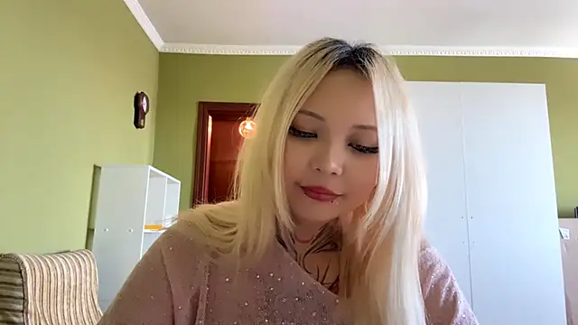 MaritaPescador online show from 09-26-25, 01:31