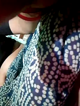 Snapshot of Hot_rieal6 chatting on 04-07-26, 03:23 Hot rieal6 online show from 04-07-26, 03:23