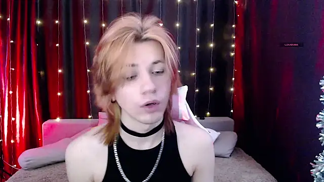 Snapshot of evan_reinhart chatting on 02-13-26, 01:51 evan reinhart online show from 02-13-26, 01:51