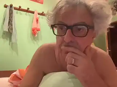 Snapshot of chtentation chatting on 02-02-26, 11:03 chtentation online show from 02-02-26, 11:03