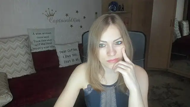 Tiffany Bates online show from 11-04-25, 03:16