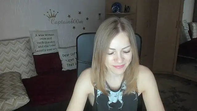 Tiffany Bates online show from 11-10-25, 03:27