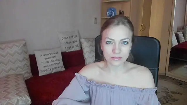 Tiffany Bates online show from 01-10-26, 11:45