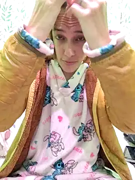 Lilo-skinny online show from 10-18-25, 06:05