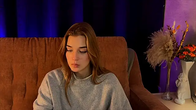 LilianLee online show from 11-21-25, 03:22