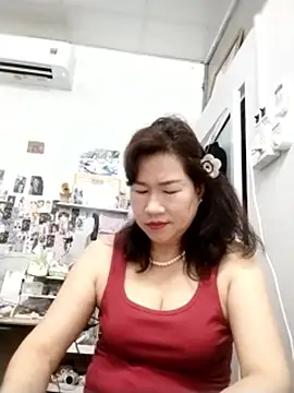 Tyty xx online show from 10-07-25, 02:20
