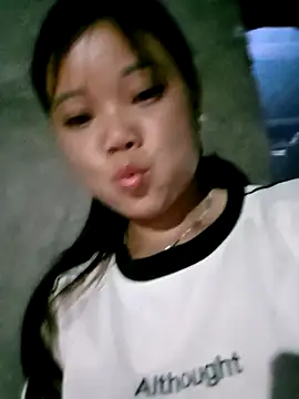 Snapshot of Samyy_xx chatting on 11-08-25, 11:58 Samyy xx online show from 11-08-25, 11:58